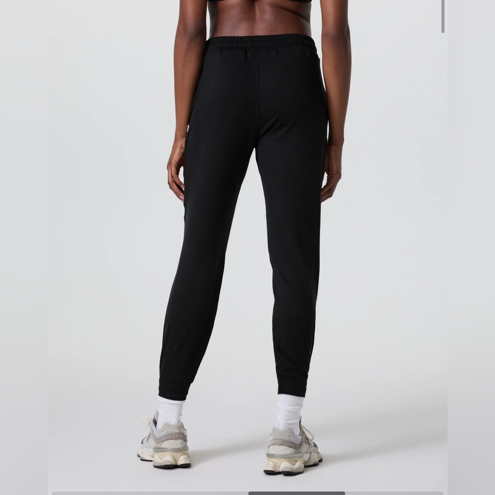 NWT Vuori Performance Jogger Black Heather - Picture 4 of 8